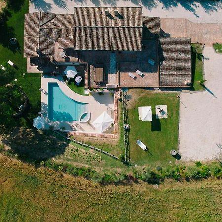 Azzurro Di Vallepietra Camporotondo di Fiastrone Luaran gambar