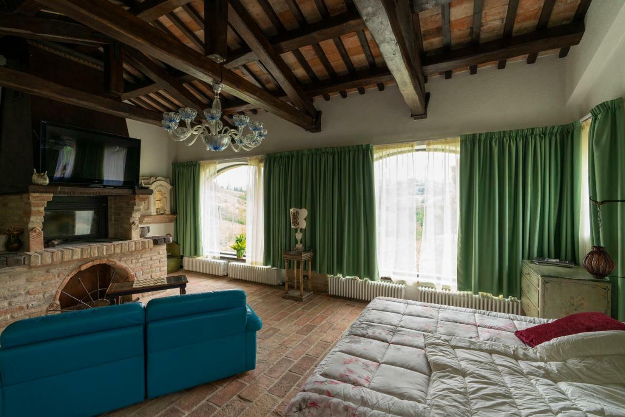 Azzurro Di Vallepietra Camporotondo di Fiastrone Luaran gambar
