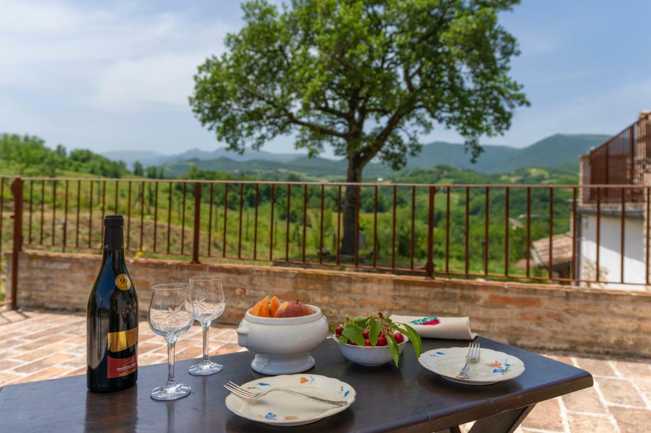 Azzurro Di Vallepietra Camporotondo di Fiastrone Luaran gambar